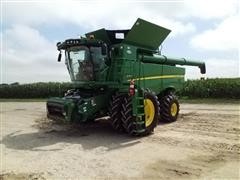 2018 John Deere S780 Combine 