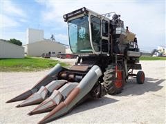 1979 Allis-Chalmers Gleaner K2 Research Plot Combine W/3R30 Corn Head (A330) 