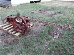 International 9' - 3-Pt Belt Drive Sickle Mower 