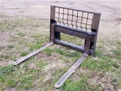 Bobcat Skid Steer Pallet Forks 