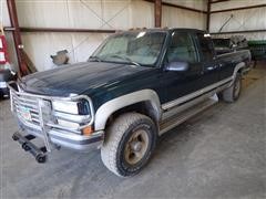 1997 Chevrolet 2500 4x4 Extended Cab Pickup 