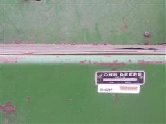 John Deere 374554 2.jpg