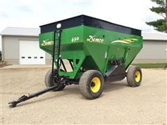 Demco 650 Gravity Wagon 