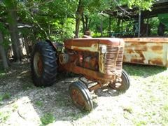 1946 McCormick-Deering W6 Standard 2WD Tractor 