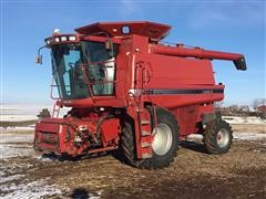 1997 Case IH 2188 Combine 