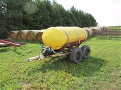 800 Gal Poly Tank On Trailer W/Pump 