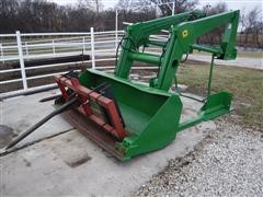 John Deere 146 Tractor Mounted Loader 