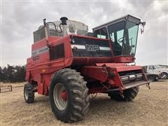 Massey Ferguson 860 Combine 