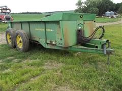 John Deere 550 Manure Spreader 