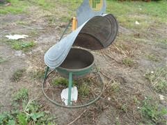 Hay & Mineral Feeders & Fence Posts 