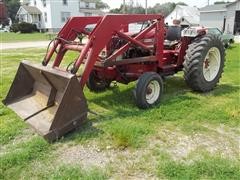 2000 International 574 Tractor And Loader 