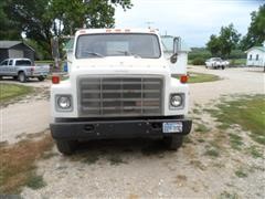 items/509cb9e3e218e41180be00155de252ff/1987internationalnavistar1900truck