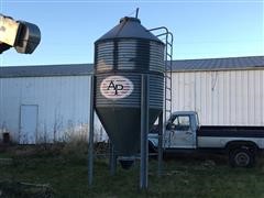 3 Ton Feed Bin And Flex Auger 