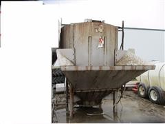 2006 Doyle Verticle Fertilizer Blender 