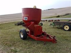 New Holland 340 Grinder Mixer 