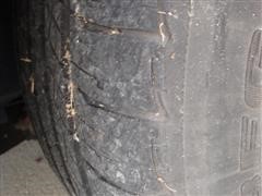 items/547a05519545e41180bf00155de1c209/1997pontiacbonnevillessei4doorsedan