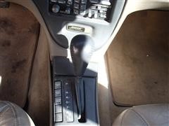 items/547a05519545e41180bf00155de1c209/1997pontiacbonnevillessei4doorsedan