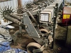 1999 Hiniker 6000 No Till Cultivator 