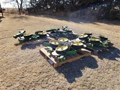 John Deere Single Disc Fertilizer Opener Attachment 