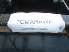 items/56276c296624e41180be00155de252ff/2014unusedtomahawk66brushgrappleskidsteerattachment