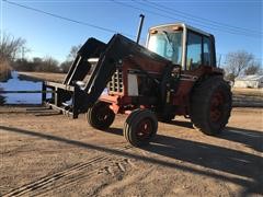 1978 Case IH 886 2WD Tractor W/Farmhand Loader 