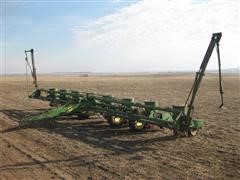 John Deere 1290 8 Row Planter 