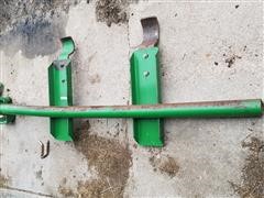 John Deere 560 Bale Kicker And Mounts 