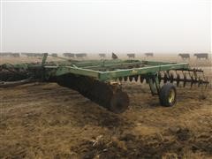 John Deere 330 Disk 