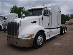 2009 Peterbilt 386 Midroof Sleeper T/A Truck Tractor 