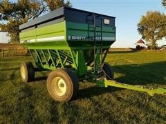 Brent Unverferth GT-440 Gravity Flow Grain Wagon 