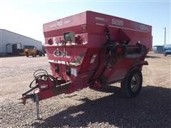 Gehl 8285 4 Auger Mixer Feeder Wagon 