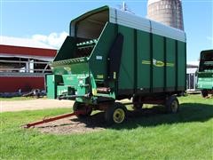 Forage King 16' Chopper Box With 8 Ton Running Gear, Green Front