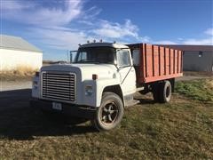 1972 International Harvester 1600 Grain Truck 
