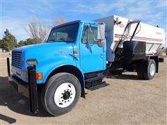 1999 International 4700 S/A Feed Truck W/16' Harsh 425H 4 Auger Feeder/Mixer 