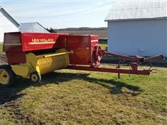 1996 Ford/New Holland 565 Square Baler 