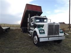 items/5cf67890752fe41180bf00155de252ff/1975whitewesternstargraintruck