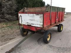John Deere Commodity Wagon With Hydraulic Hoist Wagon 