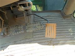 items/5dfe32783618e41180be00155de252ff/2007johndeere7430premiummfwdtractor