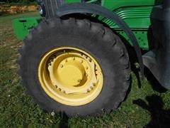 items/5dfe32783618e41180be00155de252ff/2007johndeere7430premiummfwdtractor