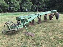 John Deere 2700 5 Bottom Steerable Plow 