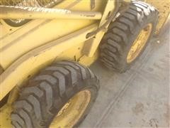 gronemeyer skid steer 013.JPG