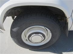 items/60d3c742215be41180bd00155de187a0/1981fordeconolineambulance