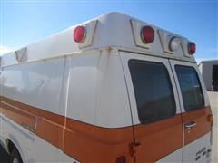 items/60d3c742215be41180bd00155de187a0/1981fordeconolineambulance
