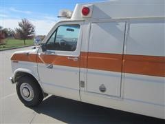 items/60d3c742215be41180bd00155de187a0/1981fordeconolineambulance