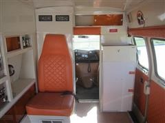 items/60d3c742215be41180bd00155de187a0/1981fordeconolineambulance