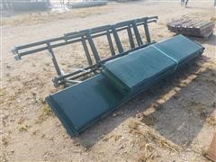 Behlen Mfg V Bar Large Square Bale Feeder 