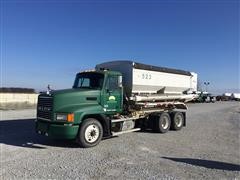 1996 Mack 613 T/A Dry Tender Truck 