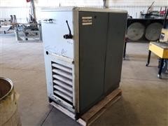 items/6316c81eb1cfea11bf2100155d72eb61/2003atlascopcoga22shopaircompressor-8.jpg