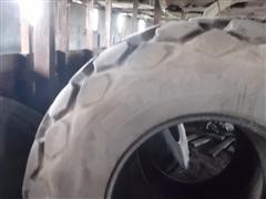 30.5L/32 Diamond Tread Tires 