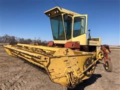 New Holland Speedrower 1116 Self-Propelled Windrower 